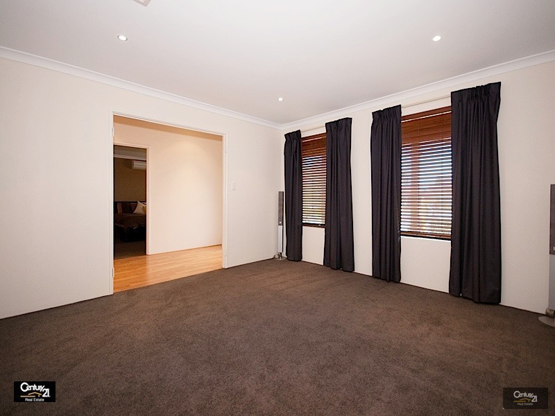 56 Birkett Circle, Ellenbrook WA 6069