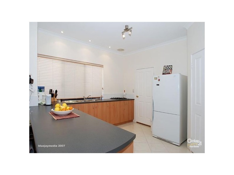 10 Glenallen Way, Ellenbrook WA 6069