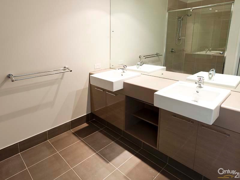 8 Celadon Tce, Aveley WA 6069