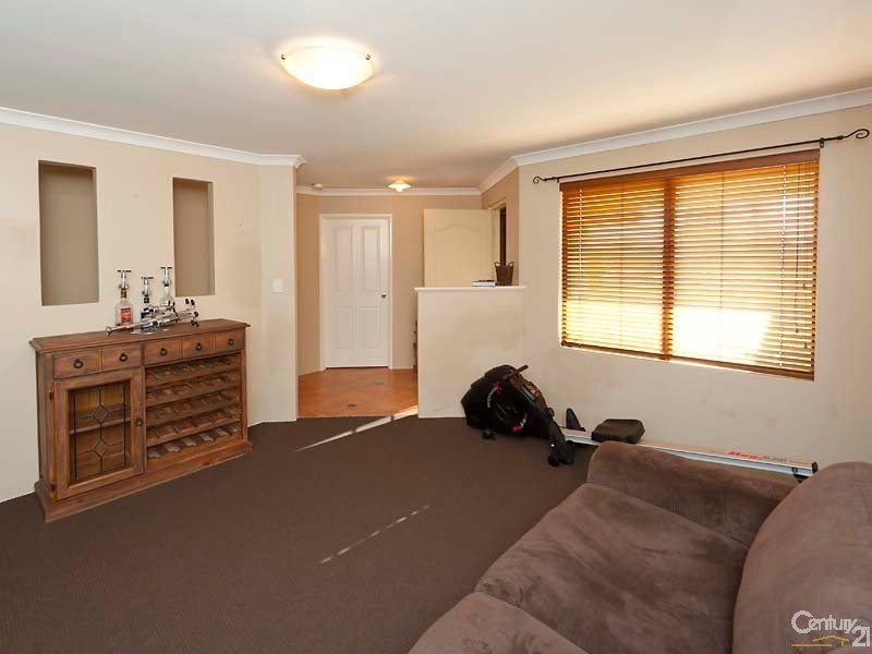 52 Garran Loop, Henley Brook WA 6055