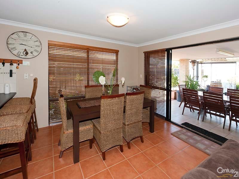 52 Garran Loop, Henley Brook WA 6055