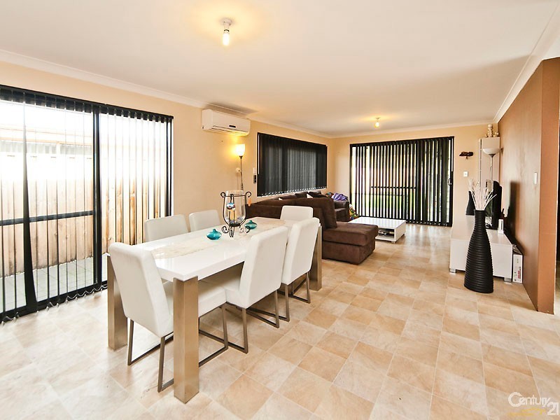 48 Brixton Cres, Ellenbrook WA 6069