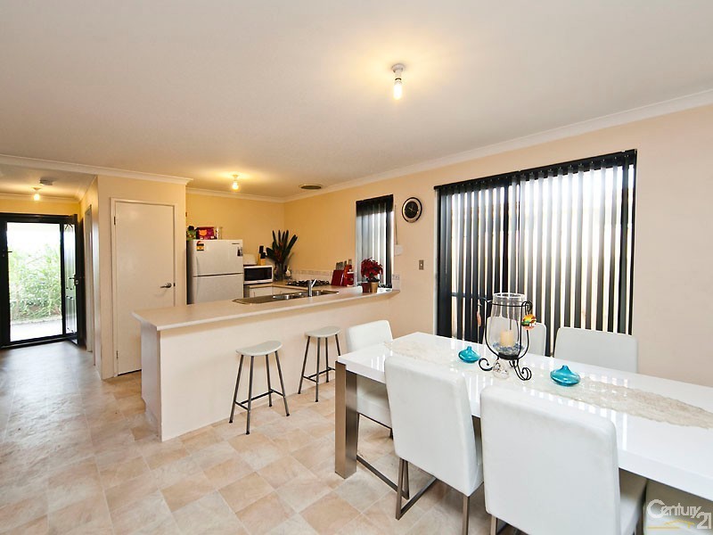 48 Brixton Cres, Ellenbrook WA 6069