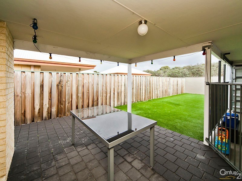 48 Brixton Cres, Ellenbrook WA 6069