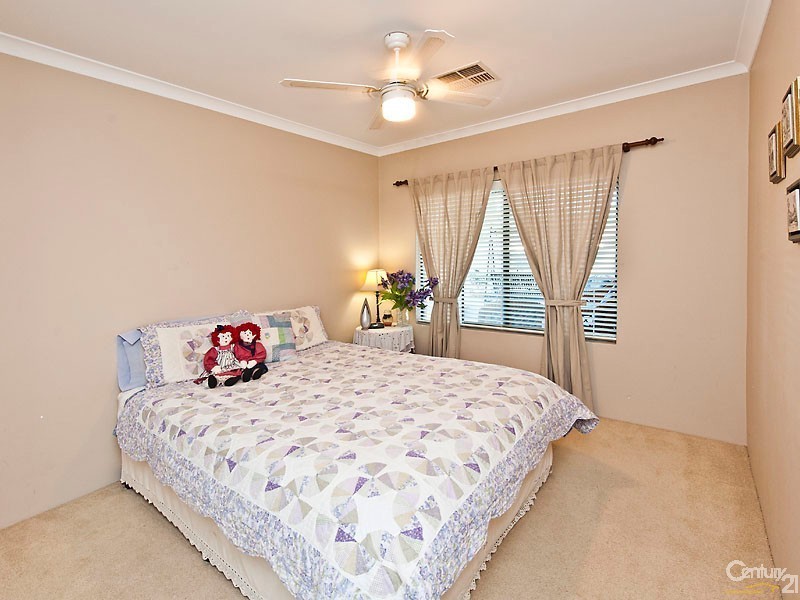 102 Chardonnay Drive, The Vines WA 6069