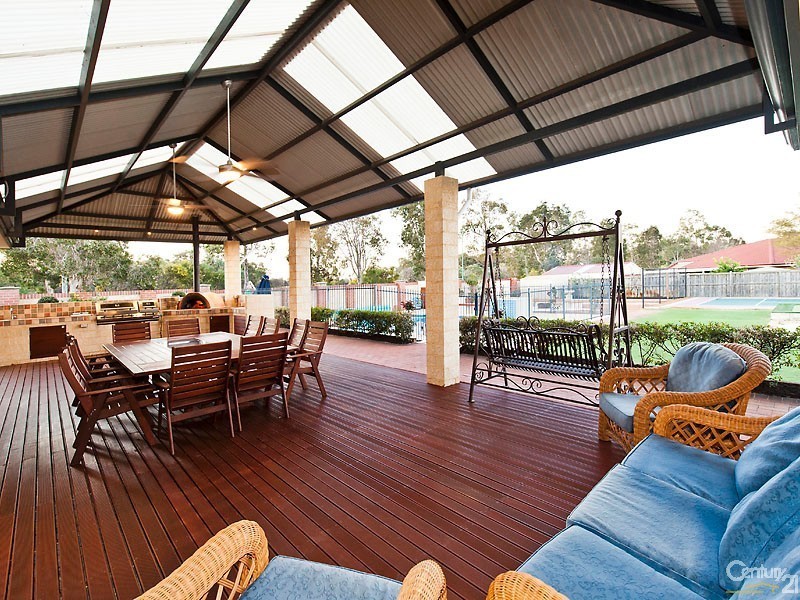 102 Chardonnay Drive, The Vines WA 6069