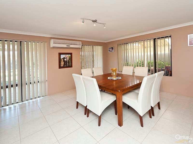 24 Turkich Parade, Aveley WA 6069