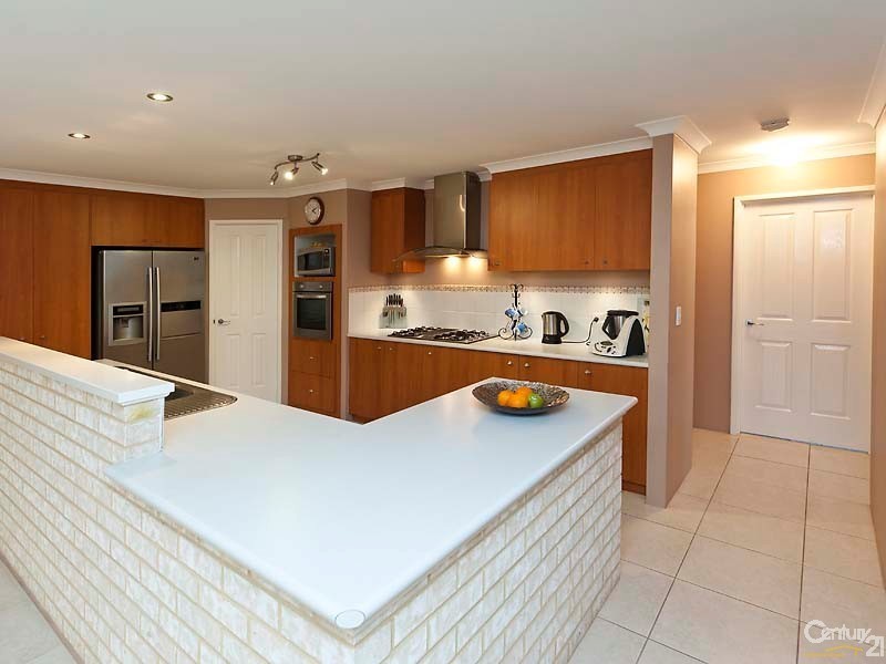 24 Turkich Parade, Aveley WA 6069