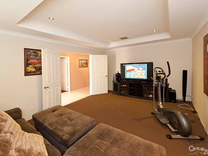 24 Turkich Parade, Aveley WA 6069