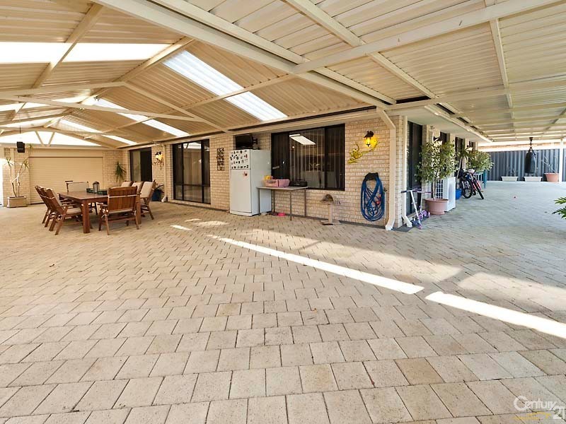 24 Turkich Parade, Aveley WA 6069