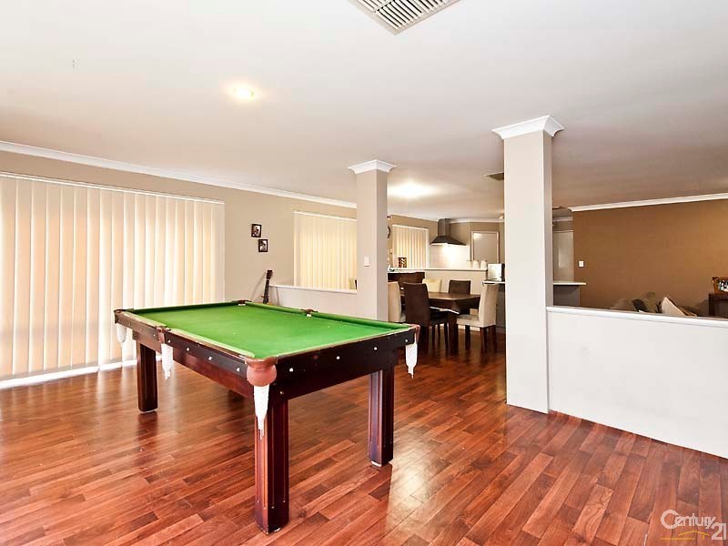 33 Derricap Ave, Ellenbrook WA 6069