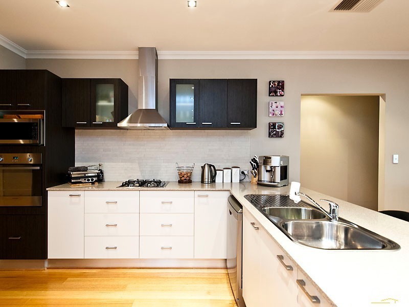 5 Ewens Pass, Ellenbrook WA 6069