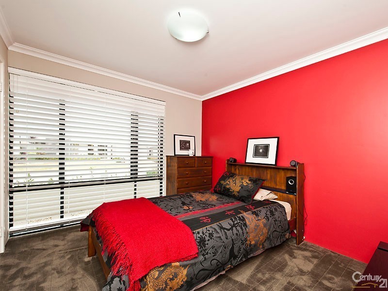 5 Ewens Pass, Ellenbrook WA 6069