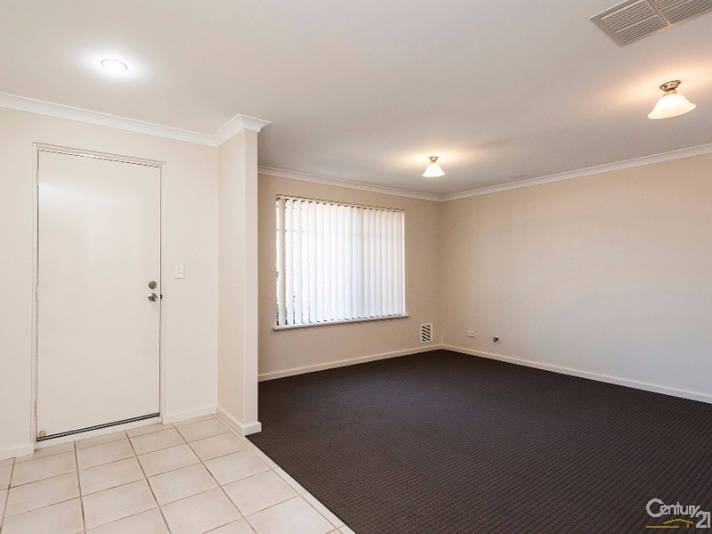 3 Blendon Ave, Ellenbrook WA 6069