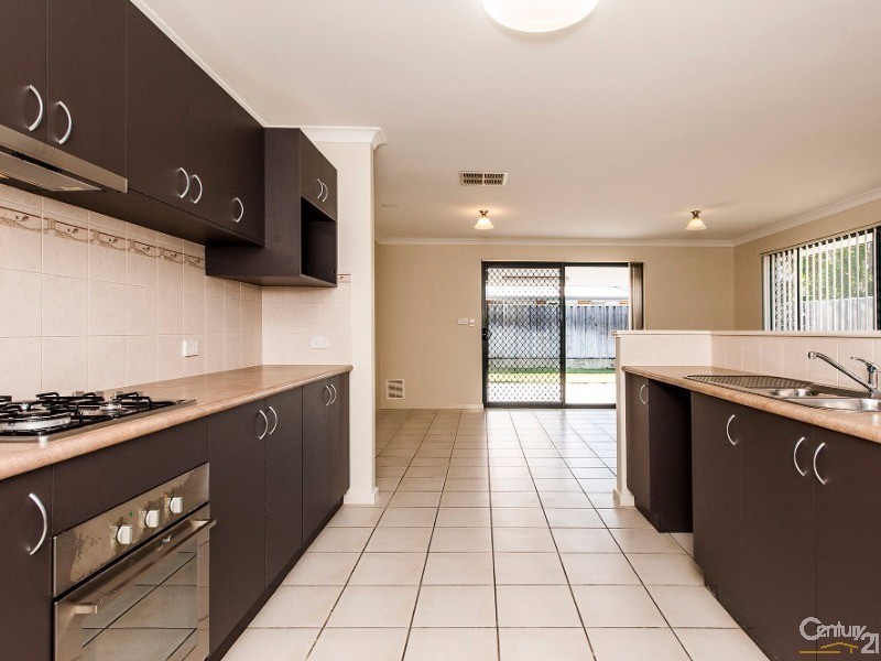 3 Blendon Ave, Ellenbrook WA 6069