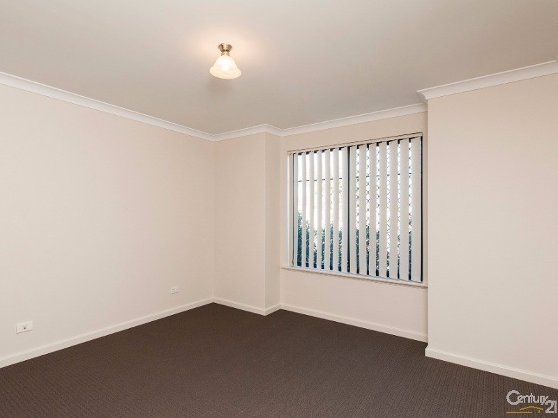 3 Blendon Ave, Ellenbrook WA 6069