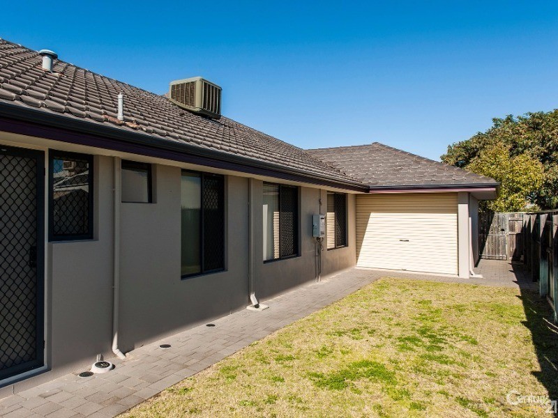 3 Blendon Ave, Ellenbrook WA 6069