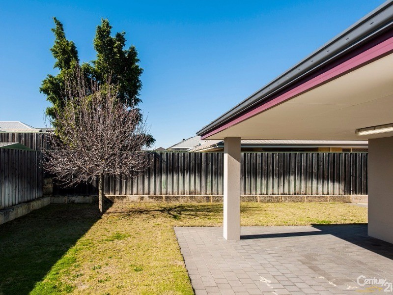3 Blendon Ave, Ellenbrook WA 6069