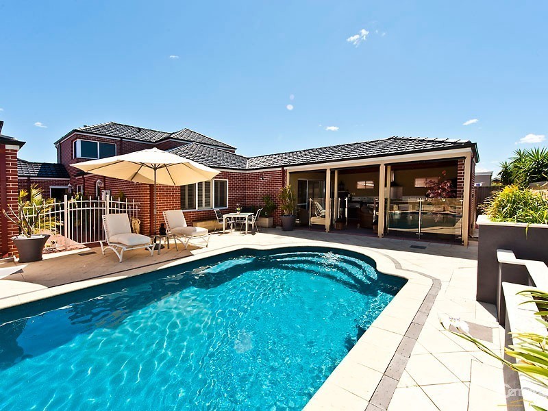 78 Sandown Circle, Henley Brook WA 6055