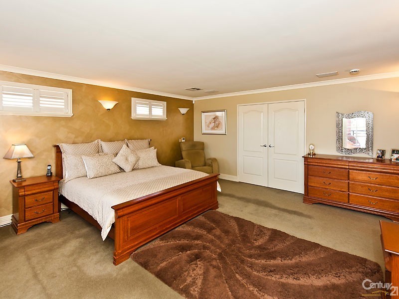 78 Sandown Circle, Henley Brook WA 6055