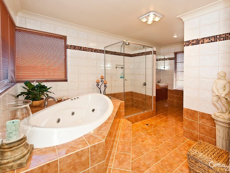 78 Sandown Circle, Henley Brook WA 6055