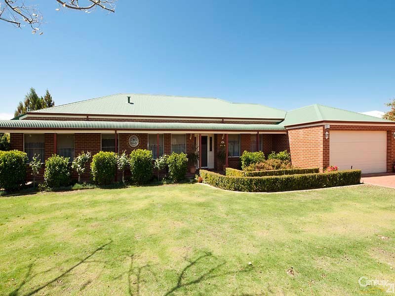 29 Horseshoe Circuit, Henley Brook WA 6055