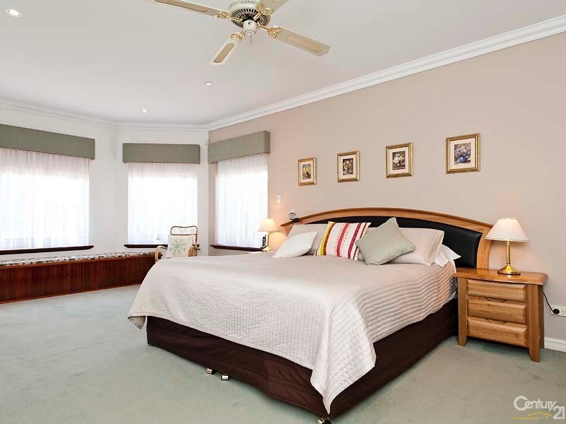 29 Horseshoe Circuit, Henley Brook WA 6055