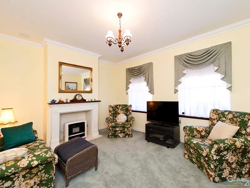 29 Horseshoe Circuit, Henley Brook WA 6055