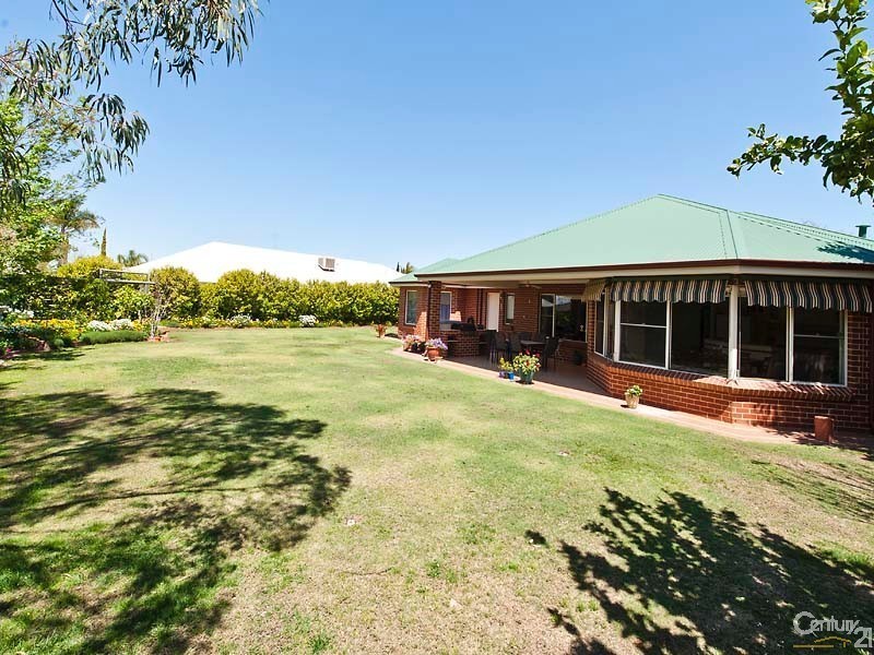 29 Horseshoe Circuit, Henley Brook WA 6055