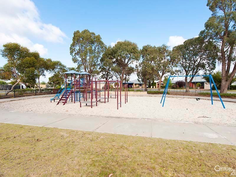 29 Killara Ave, Ellenbrook WA 6069