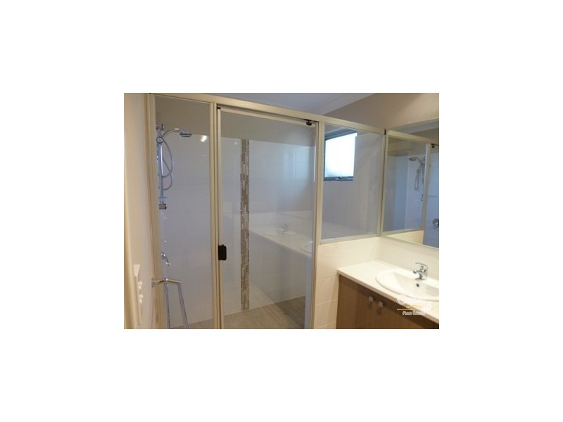 18 Lago Promenade, Aveley WA 6069