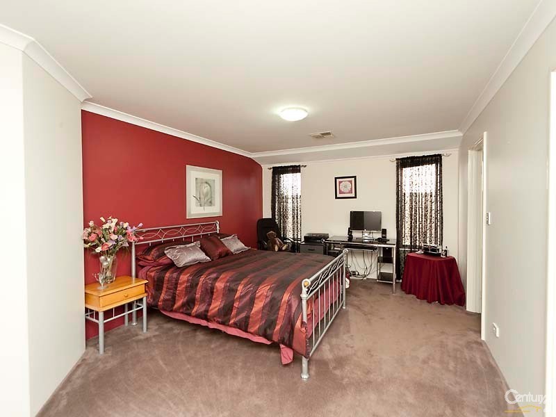 28 Lookout Circle, Ellenbrook WA 6069