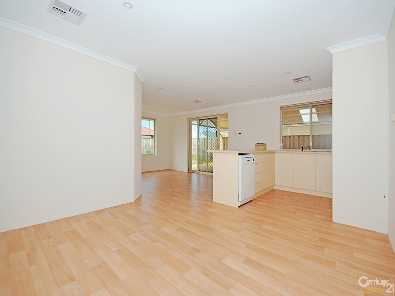 48 Coniston Drive, Ellenbrook WA 6069