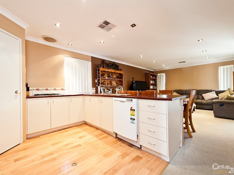 3 Rakich Drive, Ellenbrook WA 6069