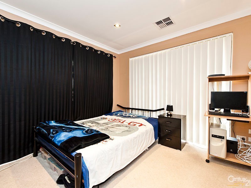 3 Rakich Drive, Ellenbrook WA 6069