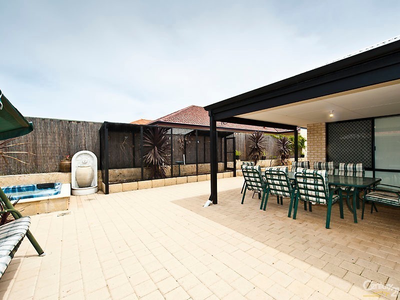 3 Rakich Drive, Ellenbrook WA 6069