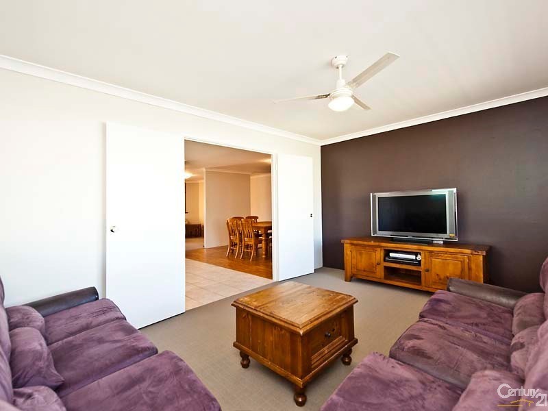 3 Kyeema Way, Ellenbrook WA 6069