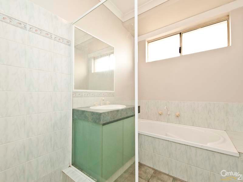 3 Kyeema Way, Ellenbrook WA 6069