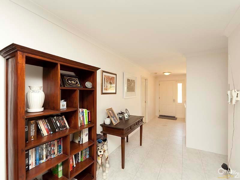 8 Brumby Ave, Henley Brook WA 6055