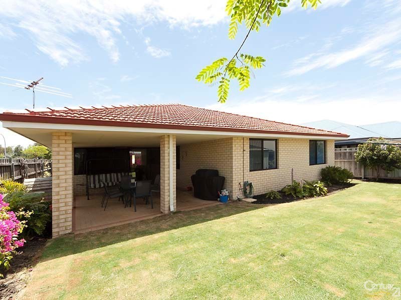8 Brumby Ave, Henley Brook WA 6055
