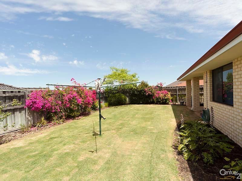 8 Brumby Ave, Henley Brook WA 6055