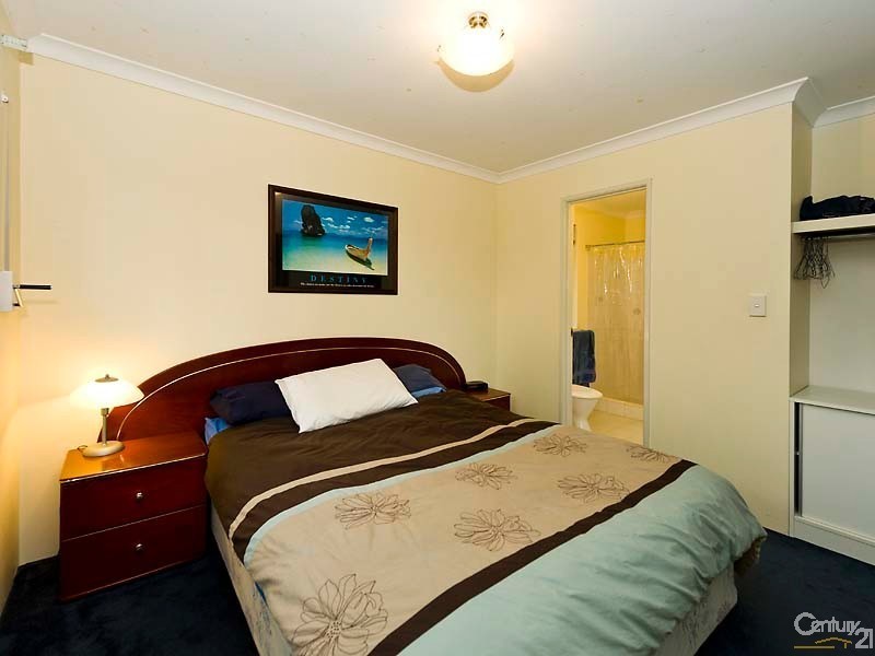 10  Trusty Grove, Stratton WA 6056