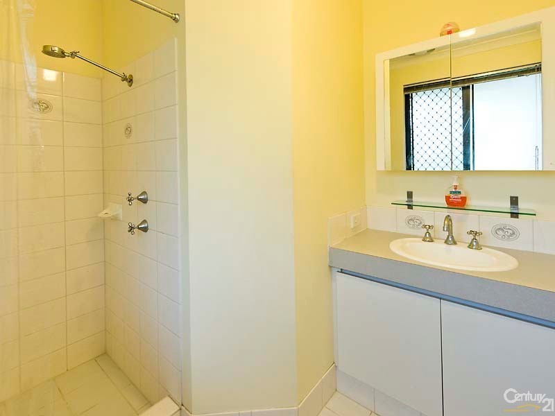 10  Trusty Grove, Stratton WA 6056