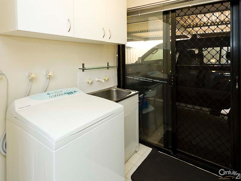 10  Trusty Grove, Stratton WA 6056