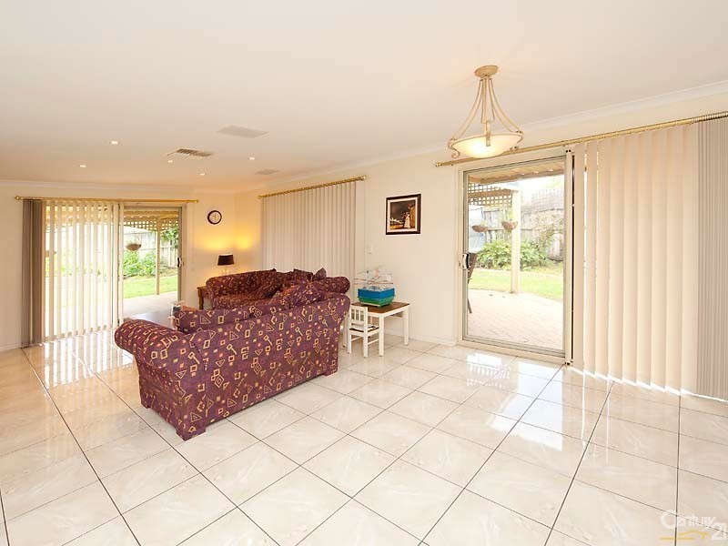 67 Starbush Crescent, Ellenbrook WA 6069