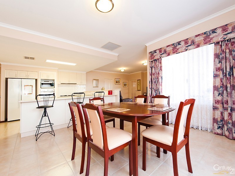 50 Ardmore Parade, Ellenbrook WA 6069