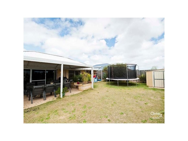 33 Derricap Ave, Ellenbrook WA 6069