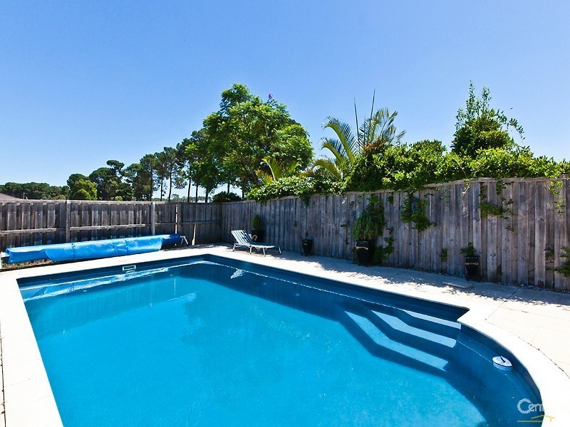 9 Messina Grove, Ellenbrook WA 6069