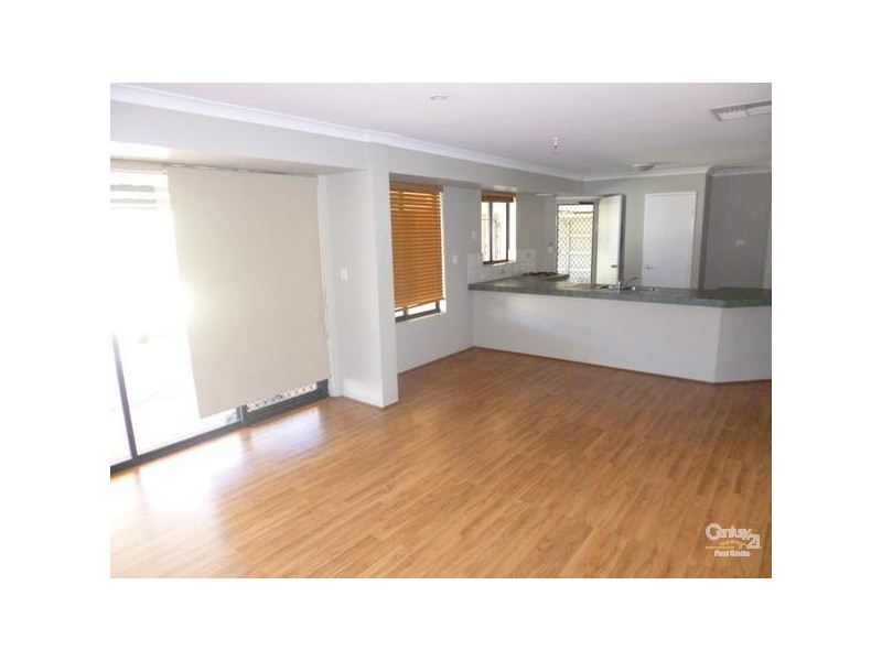 4 Mirimas Court, Ellenbrook WA 6069