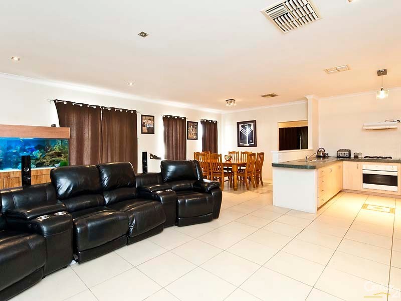 83 Coolamon Blvd, Ellenbrook WA 6069